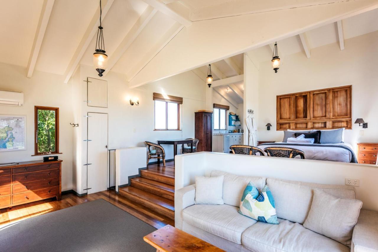Hotel The Loft At Cypress Ridge Estate à Onetangi Extérieur photo